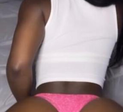 Beautiful Ebony Treat ready to have some fun